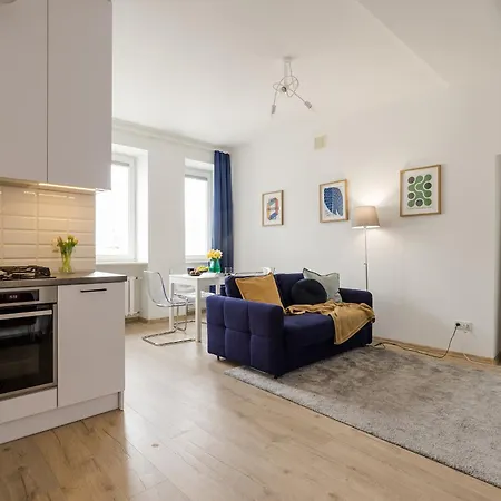 Shortstaypoland Rakowiecka B179 * ורשה