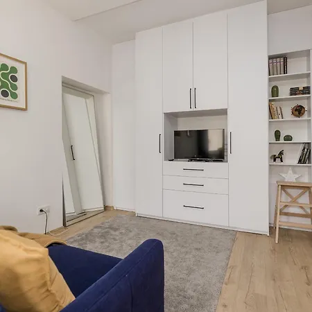 Shortstaypoland Rakowiecka B179 *